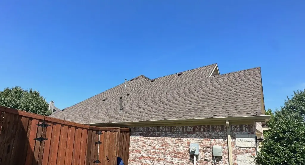 Completed roof replacement project in Decatur